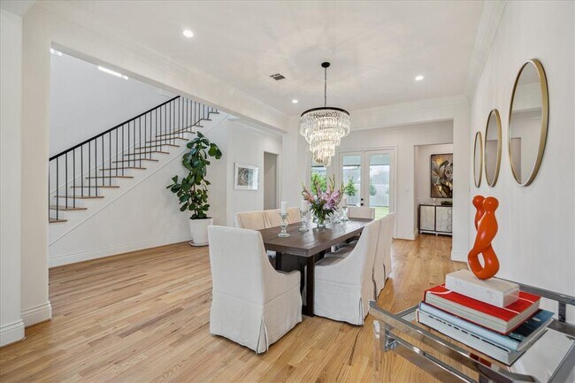 Building Photo - 6206 Piping Rock Ln