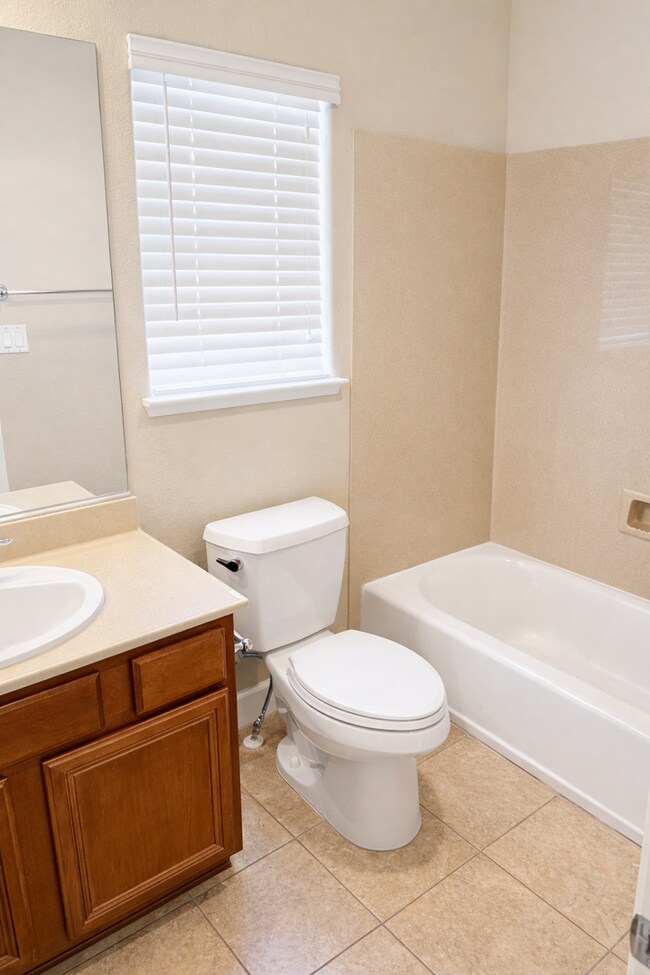 Building Photo - Beautiful South Reno Home!