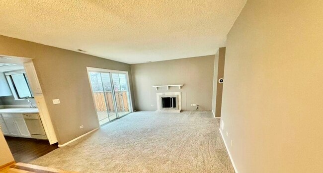 Building Photo - 2658 Sumac St