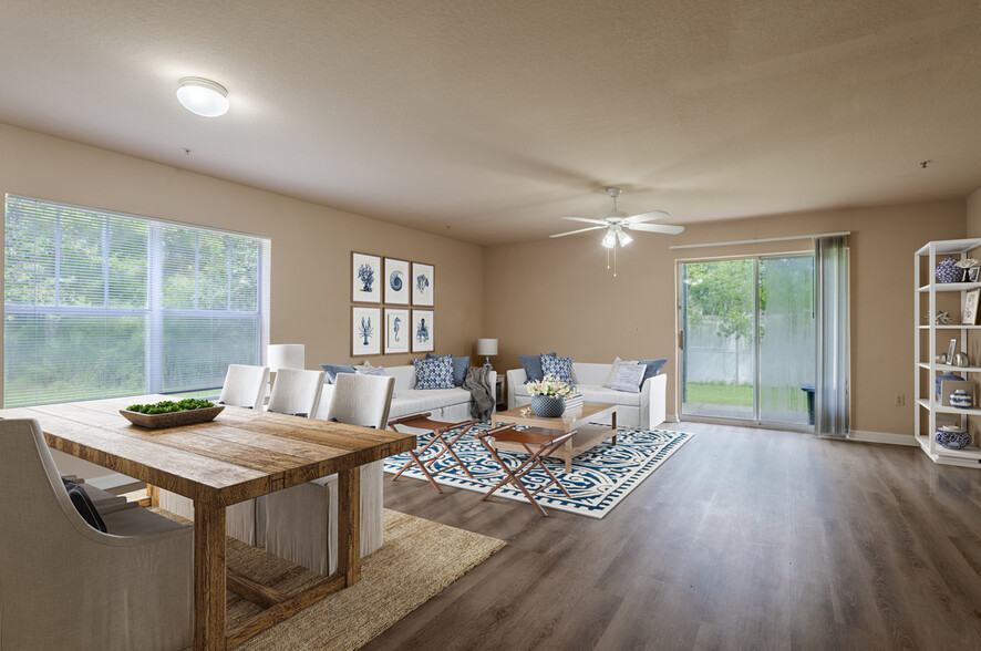 Living Room - Summer Breeze A 55+ Community