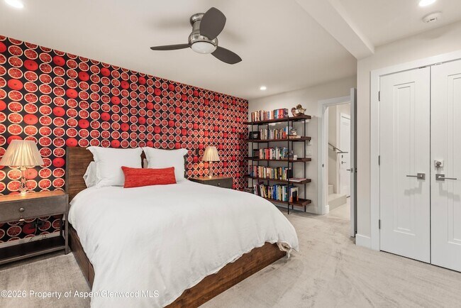 Building Photo - 552 Mountain Laurel Dr