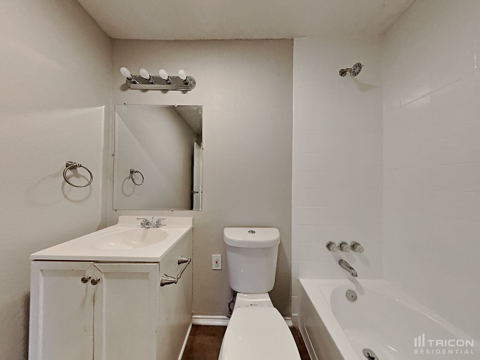 Building Photo - 4443 Greenland Dr