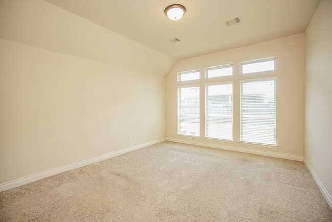 Building Photo - 1215 Watercrest Park Ln