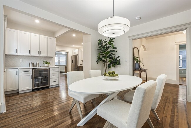 Building Photo - 41 Westmoreland St