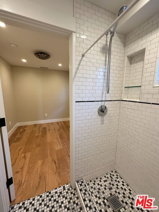 Building Photo - 5903 Tellefson Rd