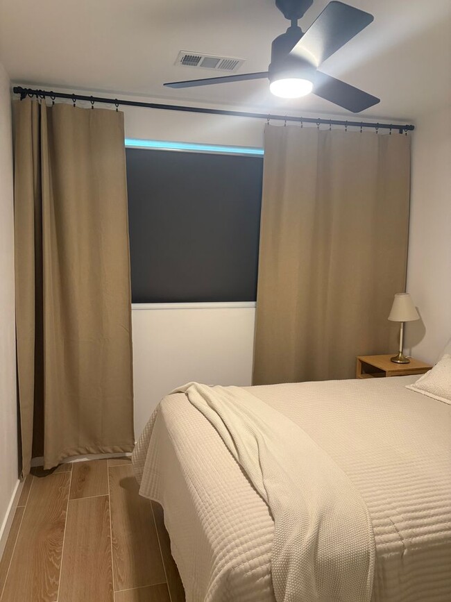 Building Photo - Charming Furnished 1 bedroom/1 bathroom near Laguna Lake.
