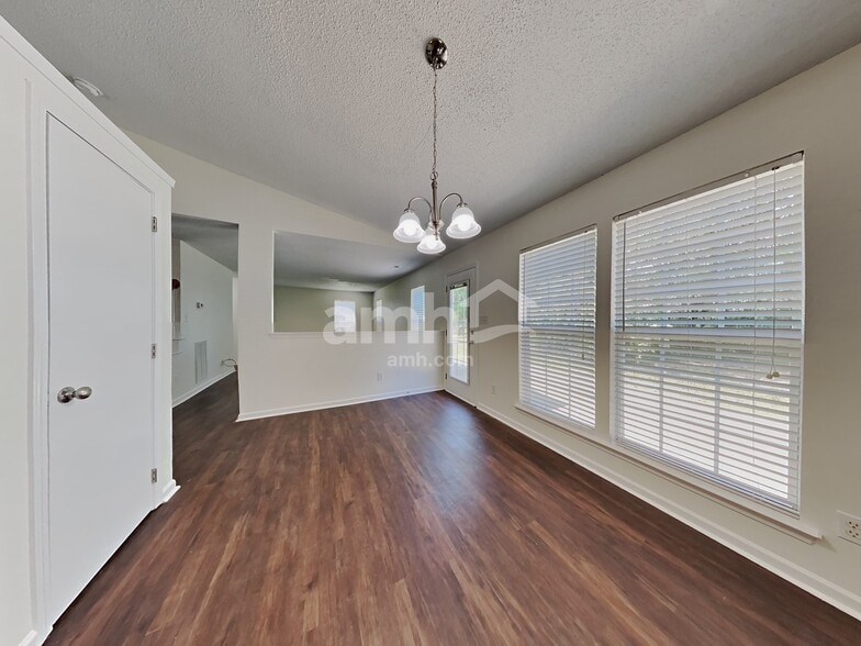 Building Photo - 3413 Braefield Dr