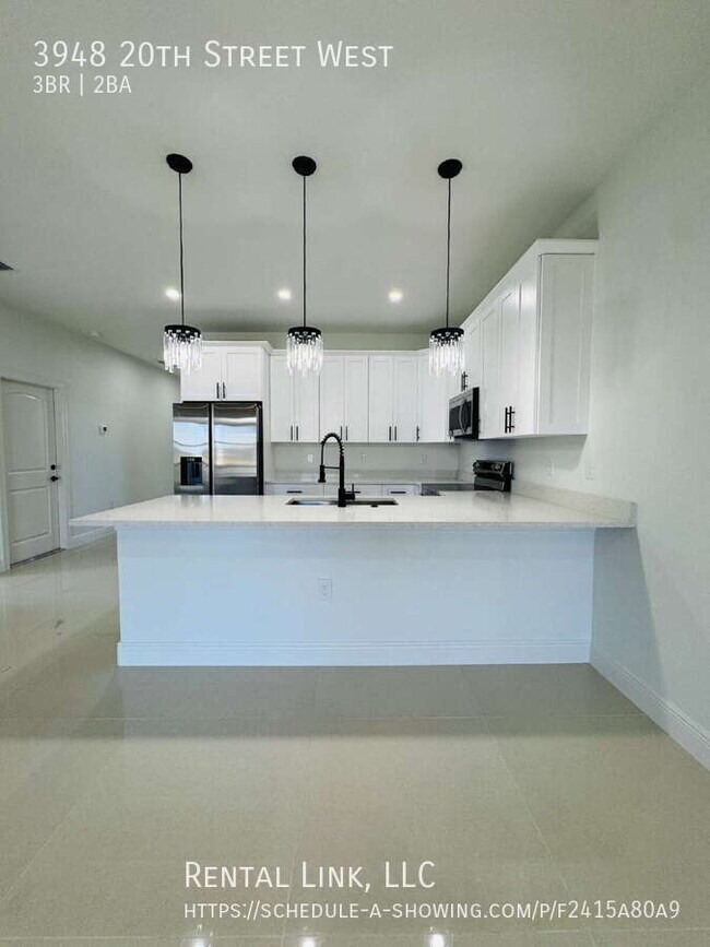 Building Photo - 3948 20th St W