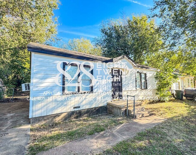Building Photo - Charming 2 Bedroom/1 Bathroom Single Famil...