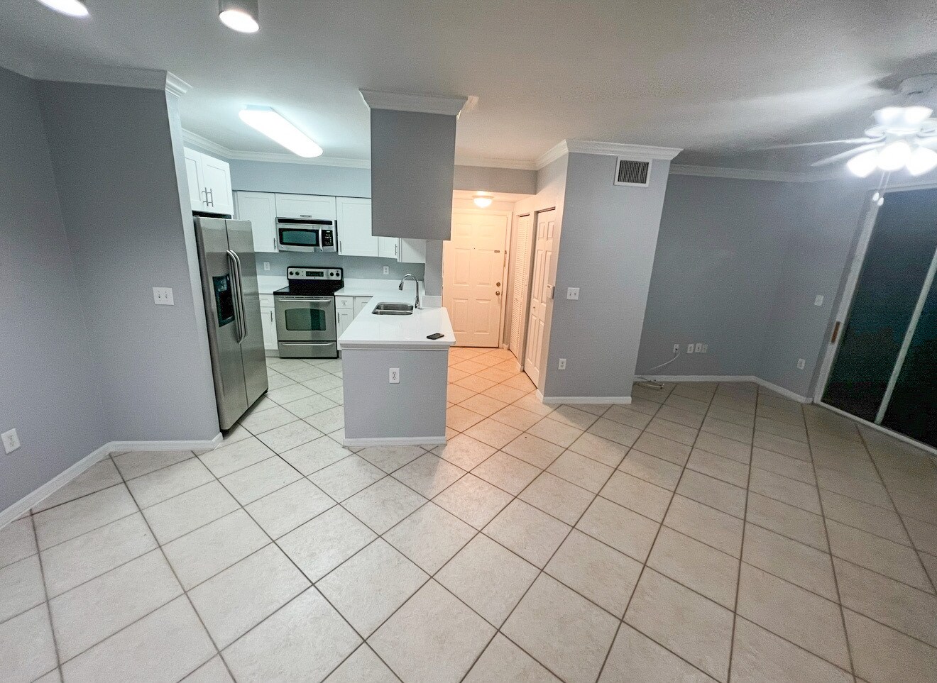 Building Photo - 6556 Emerald Dunes Dr