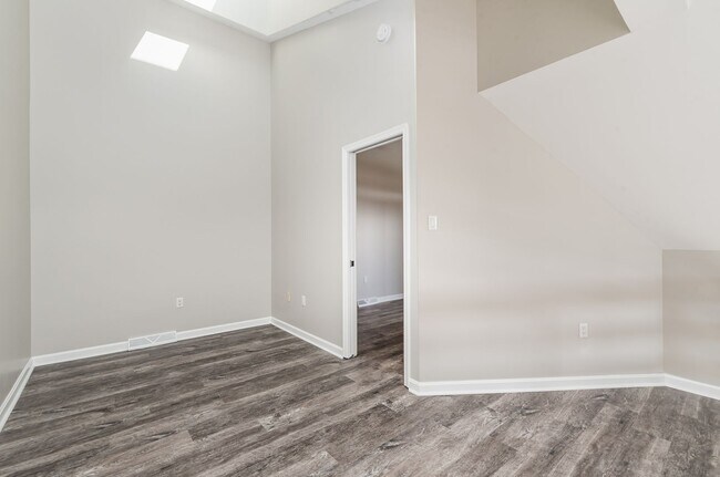 Building Photo - 1003 Cherrington Dr