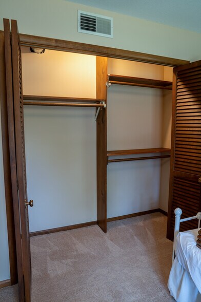 Bedroom 1 - 593 Rice Creek Ter NE