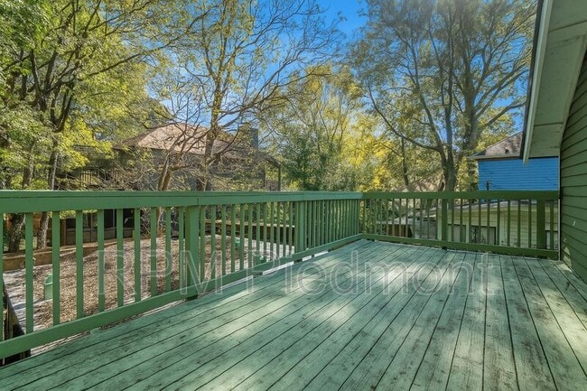 Building Photo - 388 Oakland Ave SE