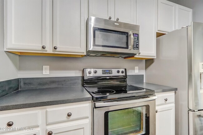 Building Photo - 8023 Tuxford Ln