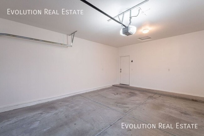 Building Photo - 3851 E. Pollack-
