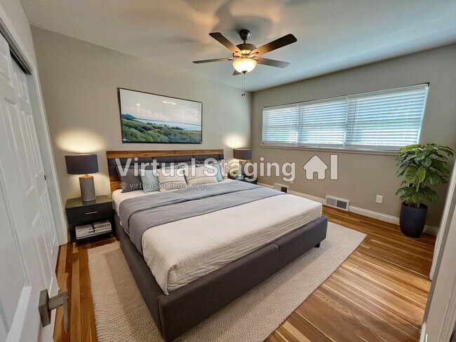 Building Photo - 417 Wenneker Dr