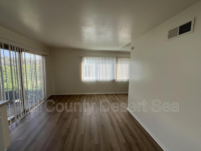 Building Photo - 5832 Nordina Dr