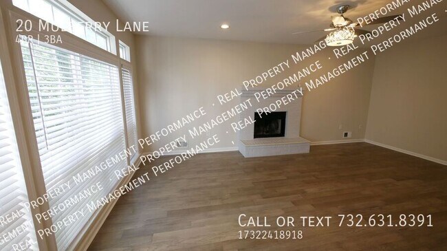 Building Photo - 20 Mulberry Ln