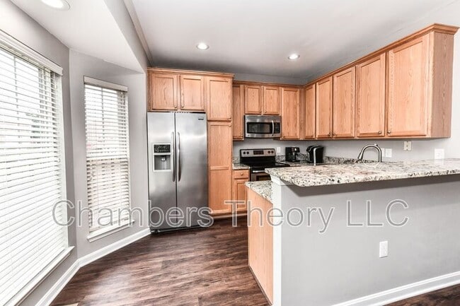 Building Photo - 6109 Madison Crest Ct