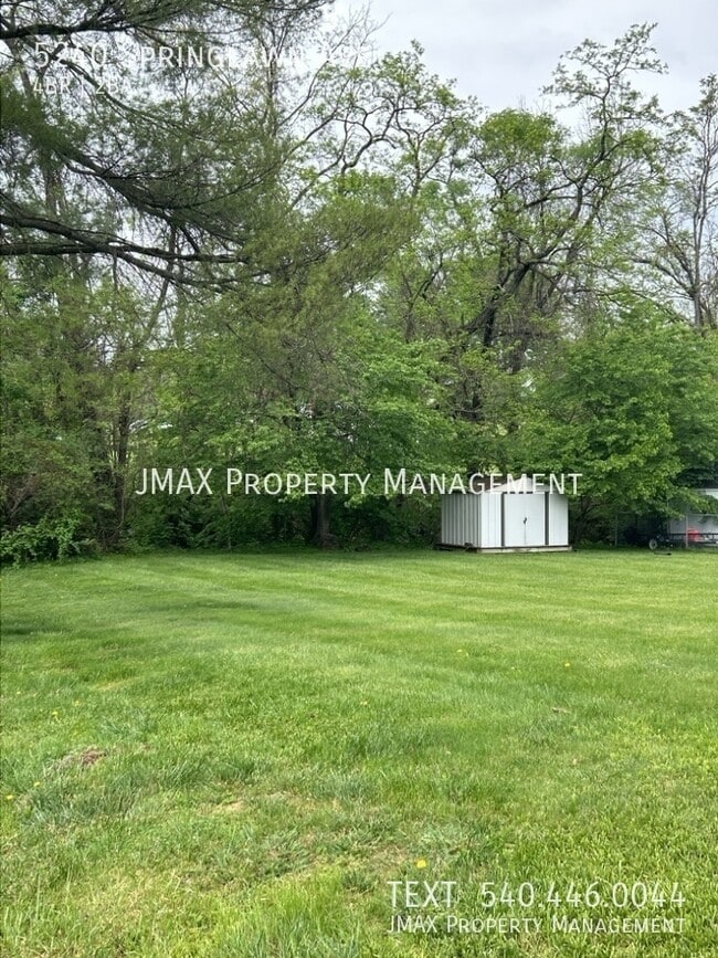 Building Photo - 5240 Springlawn Avenue