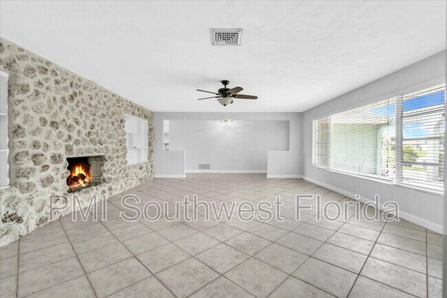 Building Photo - 1405 Cambridge Dr