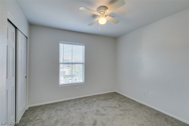 Building Photo - 868 Blue Rosalie Pl
