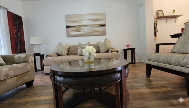 Building Photo - 6519 W Newberry Rd