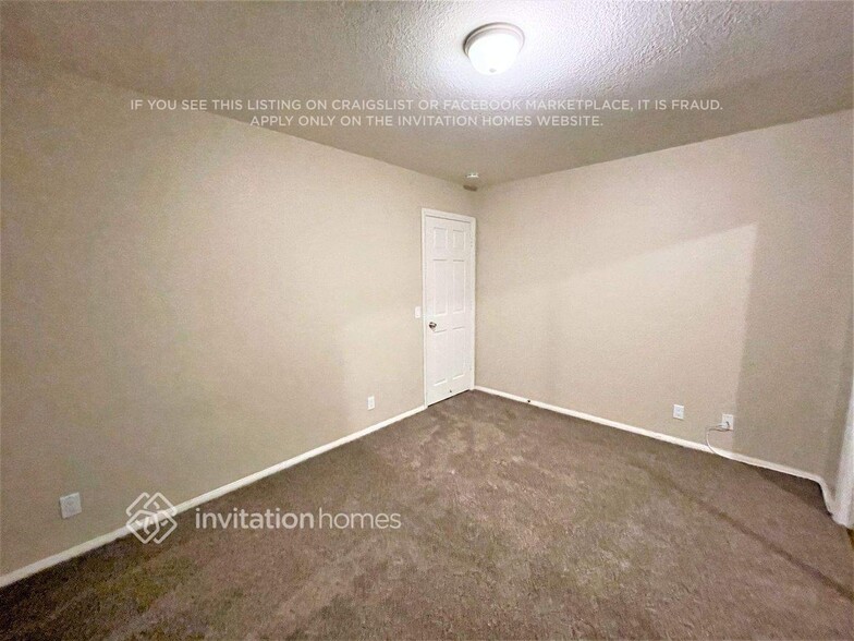 Building Photo - 3824 W Ave J 12