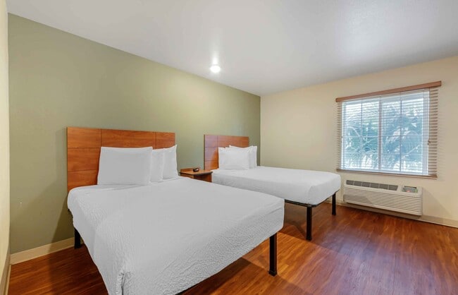 Building Photo - Furnished Studio-Fort Lauderdale - Airport - West