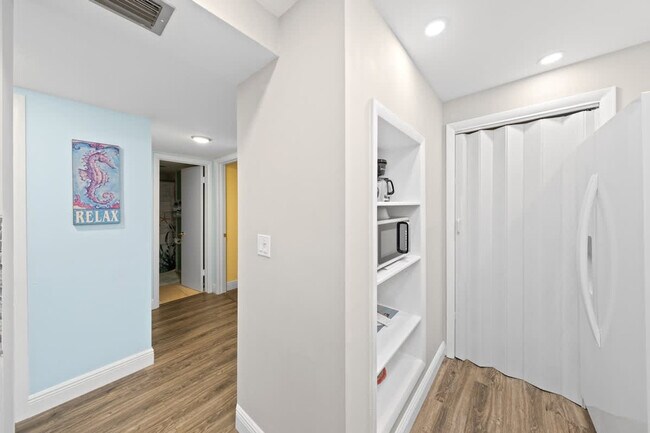 Building Photo - 500 Fillmore Ave