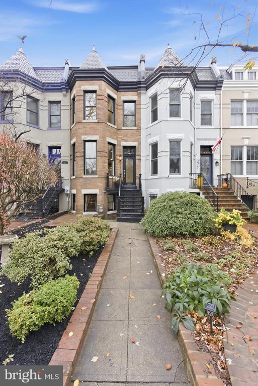 Building Photo - 1319 East Capitol St SE