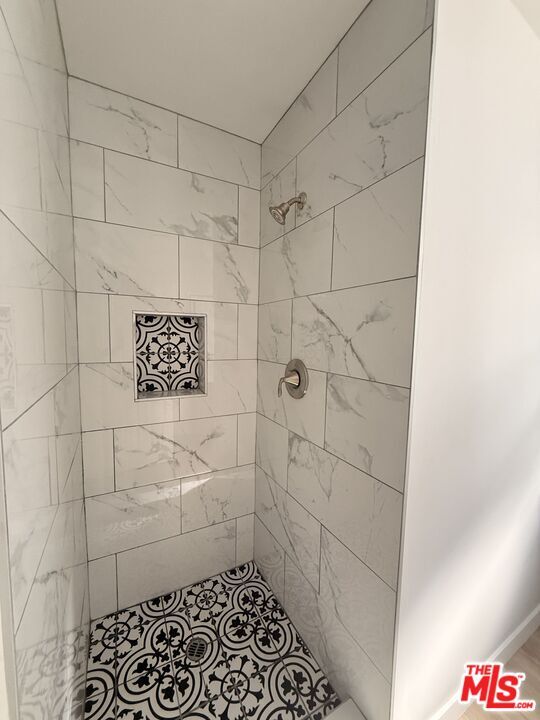 Building Photo - 7536 Shoup Ave