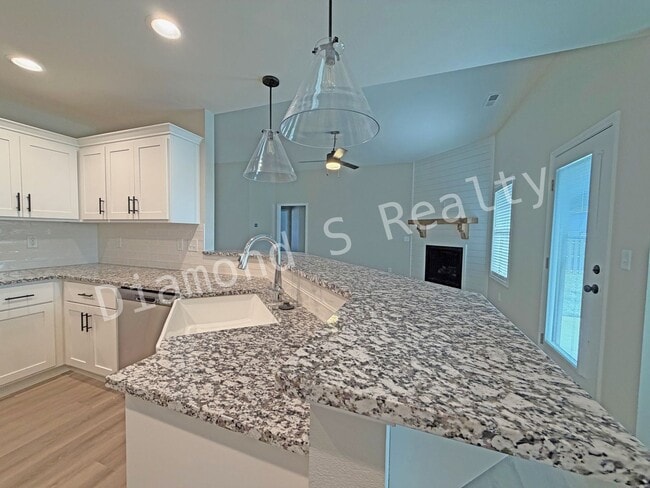 Building Photo - **Gorgeous 4-Bedroom Home in Olde World Estates Subdivision**