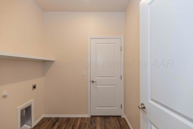 Building Photo - 7516 Beck Dr