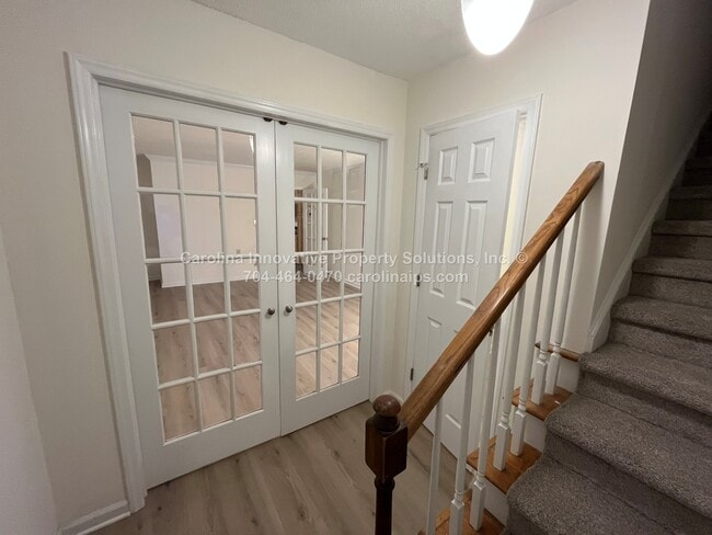 Building Photo - 4535 Dawnwood Dr