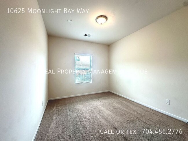 Building Photo - 10625 Moonlight Bay Wy