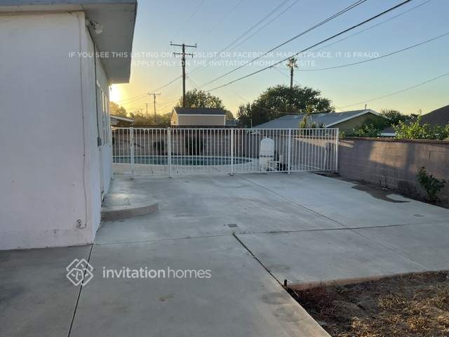 Building Photo - 1341 W D St