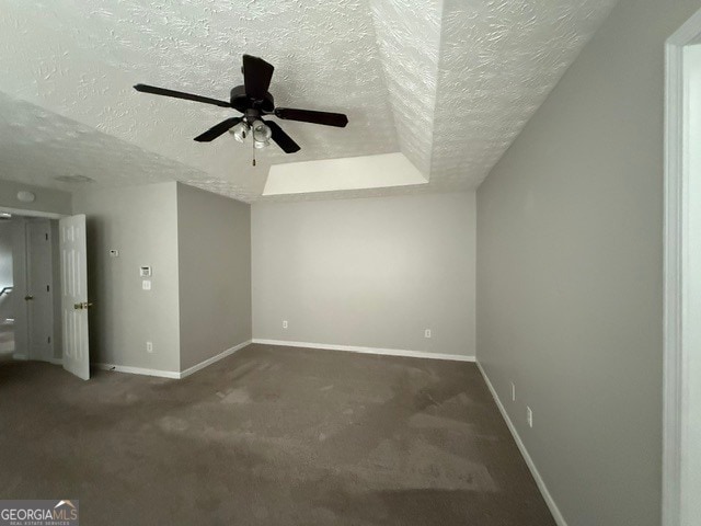 Building Photo - 743 Mesa Rd