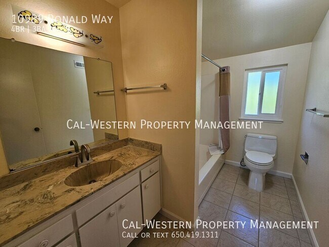 Building Photo - 10989 Ronald Way