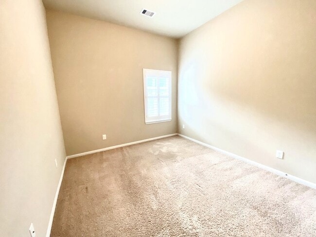 Building Photo - 2007 Post Oak Ct