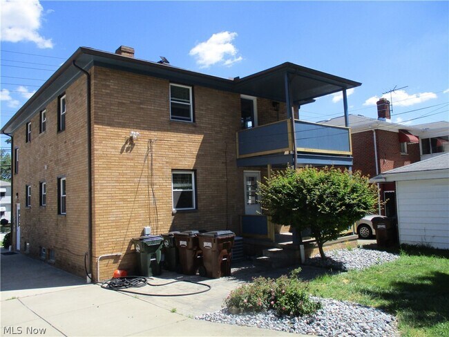 Building Photo - 3017 Snow Rd