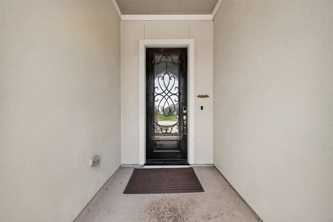 Building Photo - 616 Cape Capri Dr