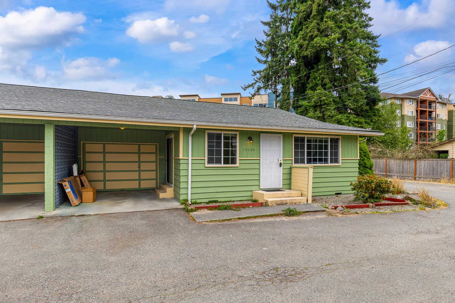 Building Photo - 15704 Ash Way