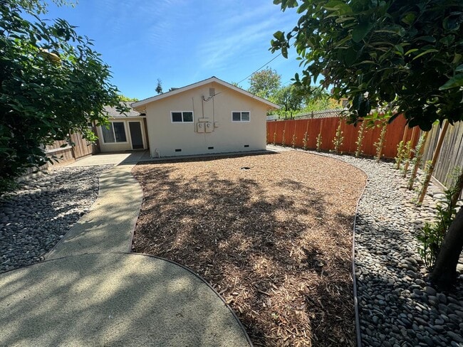Building Photo - 1449 Gary Way