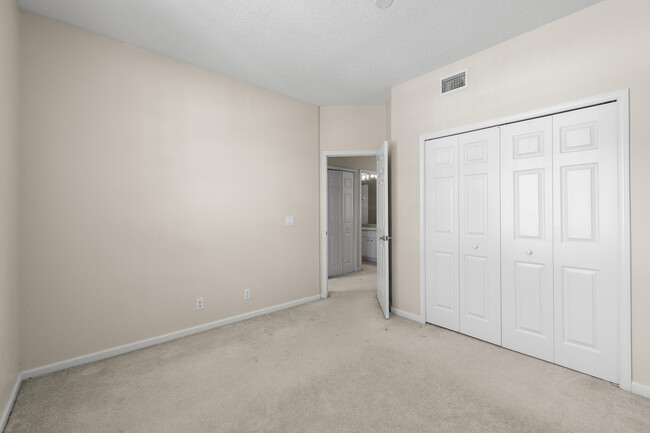 Building Photo - 9328 World Cup Way