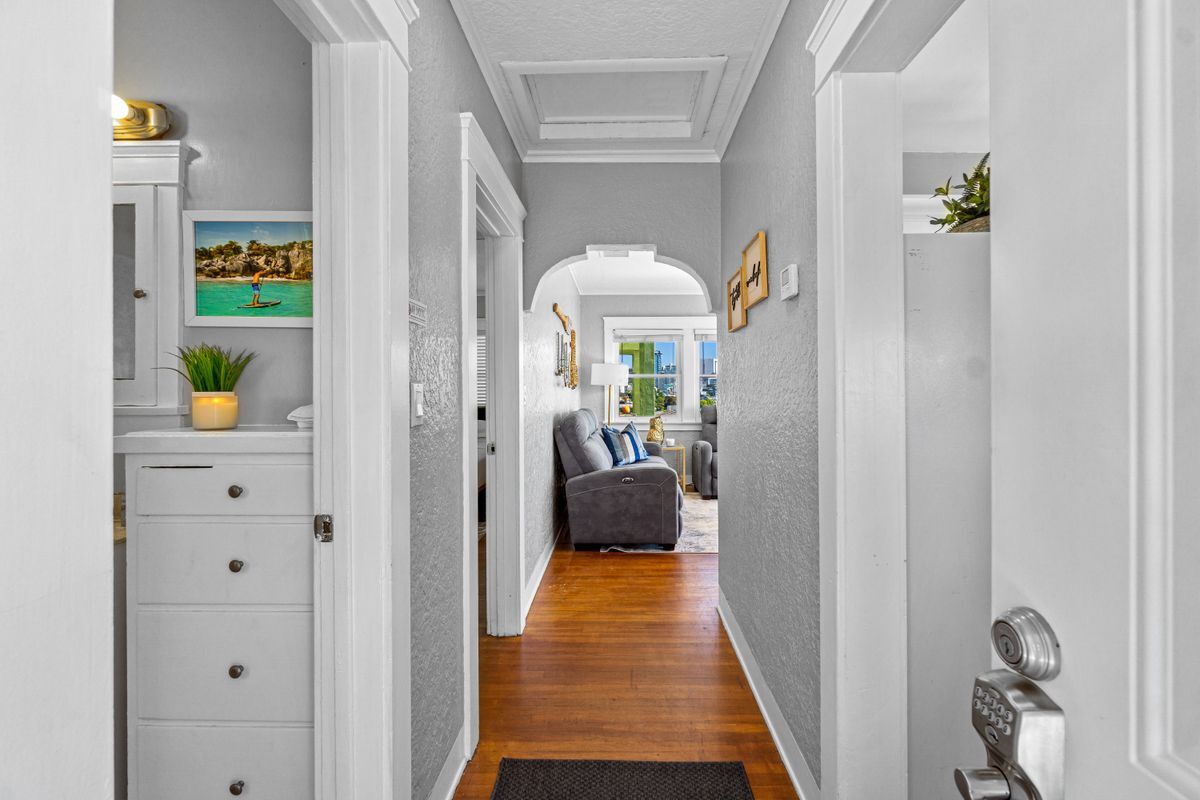 Building Photo - 2452 Union St