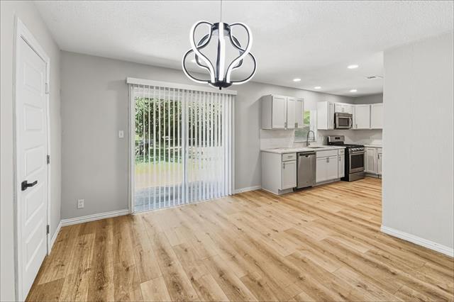 Building Photo - 3716 Clotell Dr