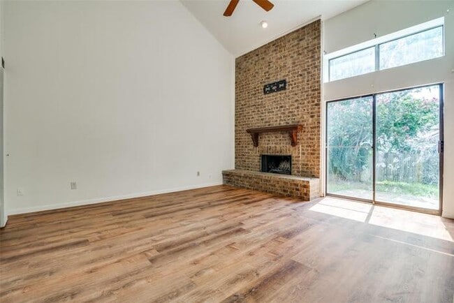 Building Photo - Charming 2 beds 2 baths in Mesquite!