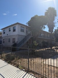 Building Photo - 3965 Normandie Ave