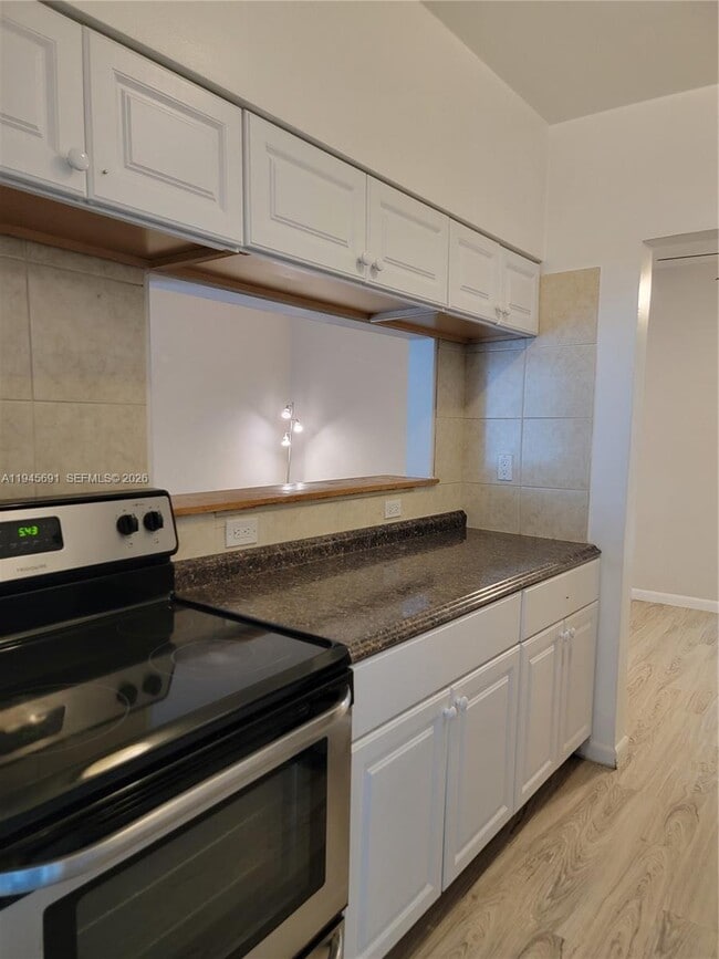 Building Photo - 835 Lenox Ave.